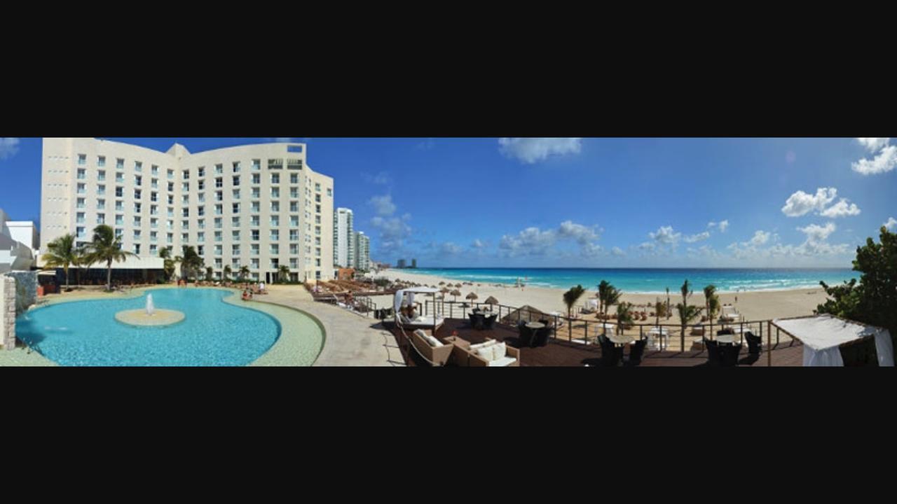 Sunset Royal Hotel Cancún Exterior foto